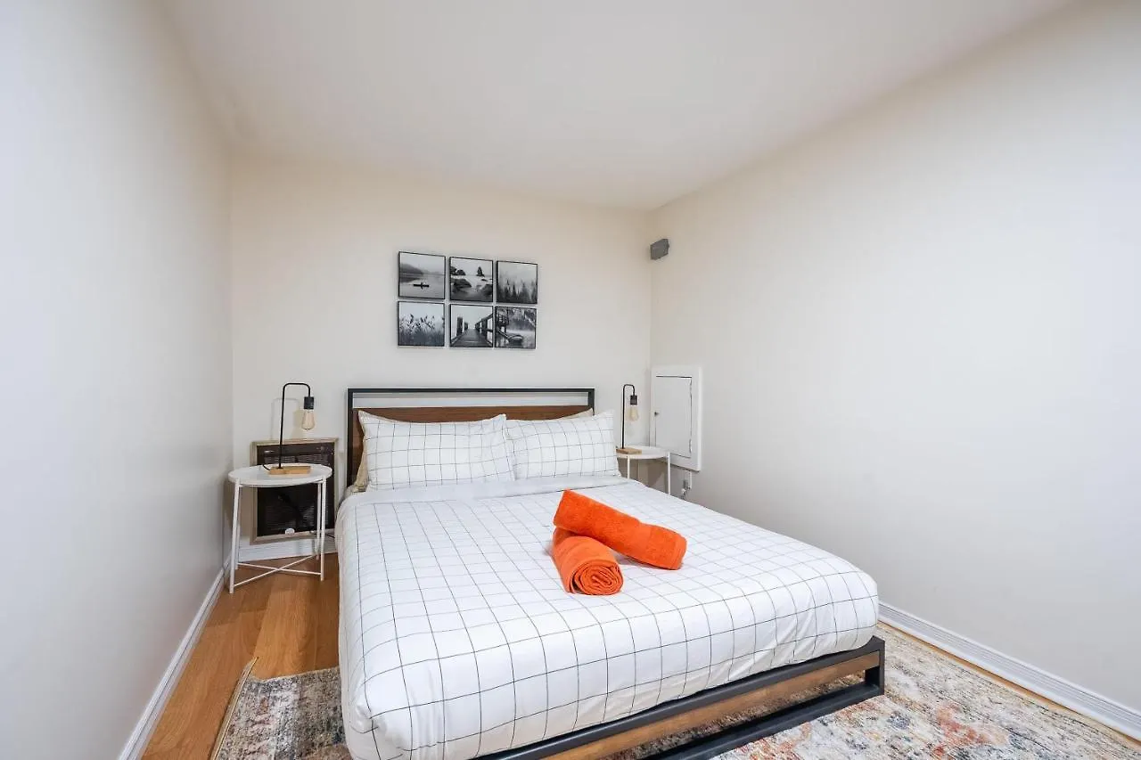 2Br Modern Apt - Near The Trinity Bellwoods Park Lägenhet Toronto Kanada