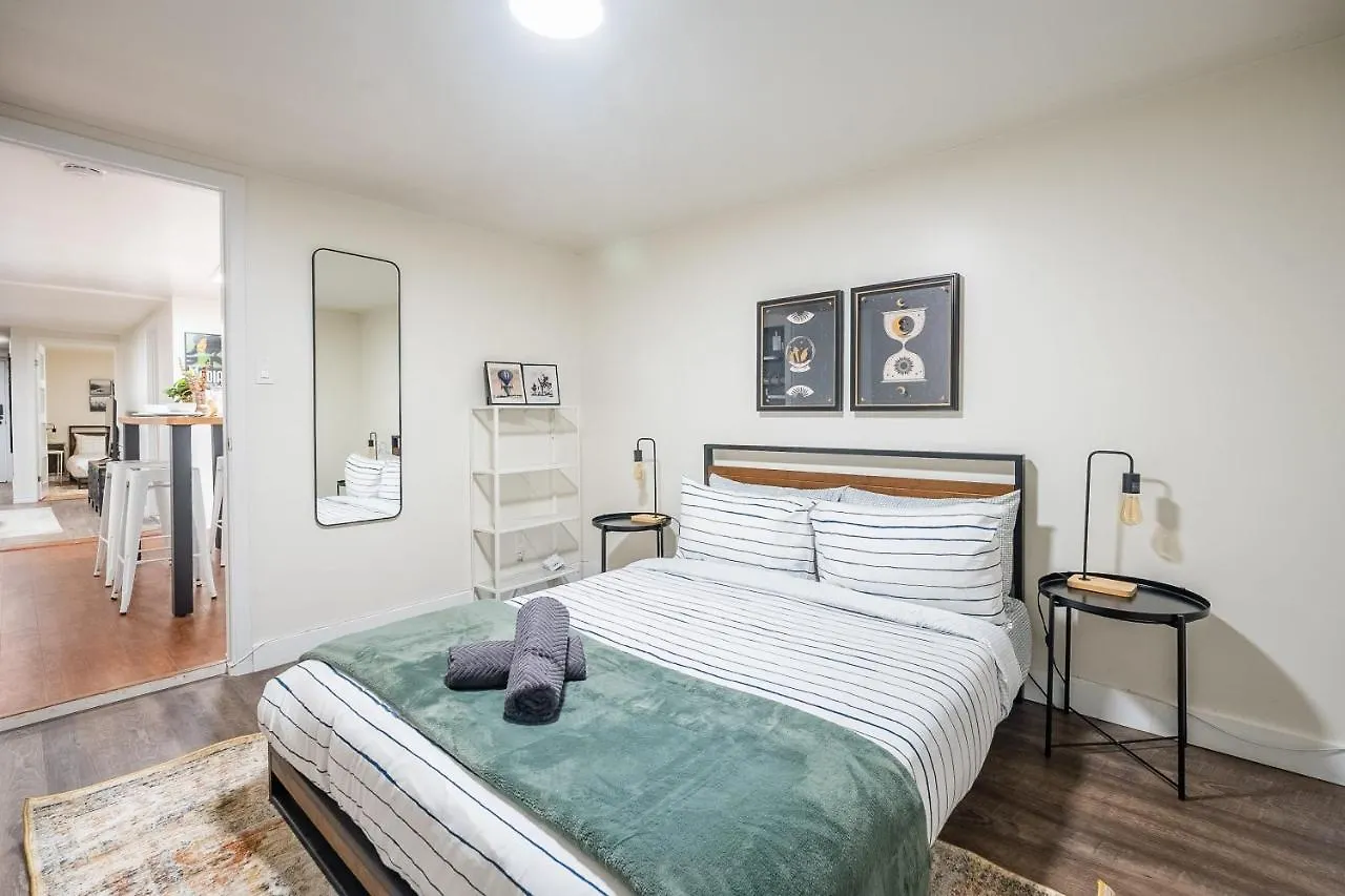 2Br Modern Apt - Near The Trinity Bellwoods Park Lägenhet Toronto Kanada